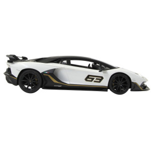 Lamborghini Aventador SVJ weiß