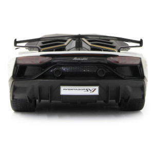 Lamborghini Aventador SVJ weiß